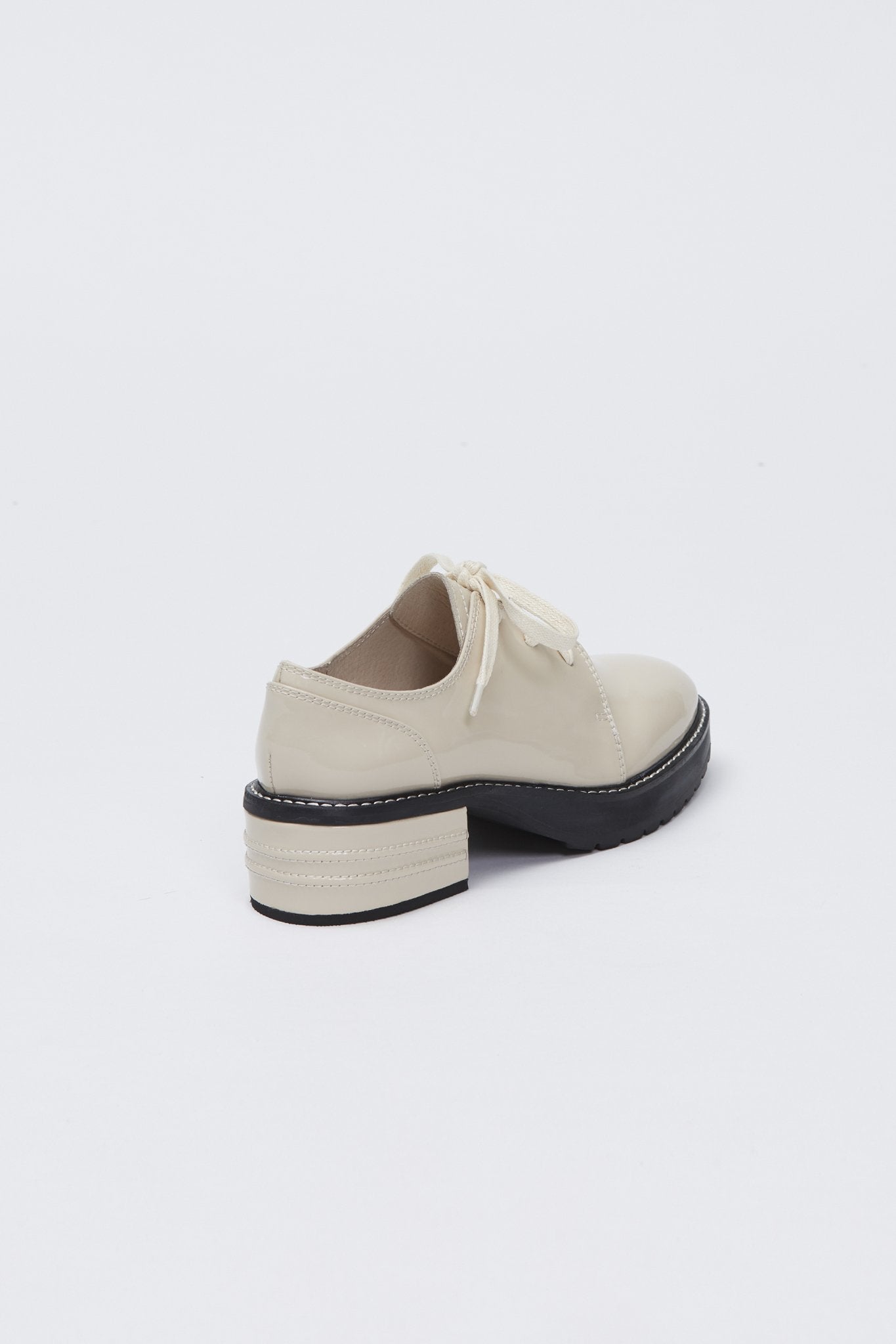 Viatjar Brogue Beige