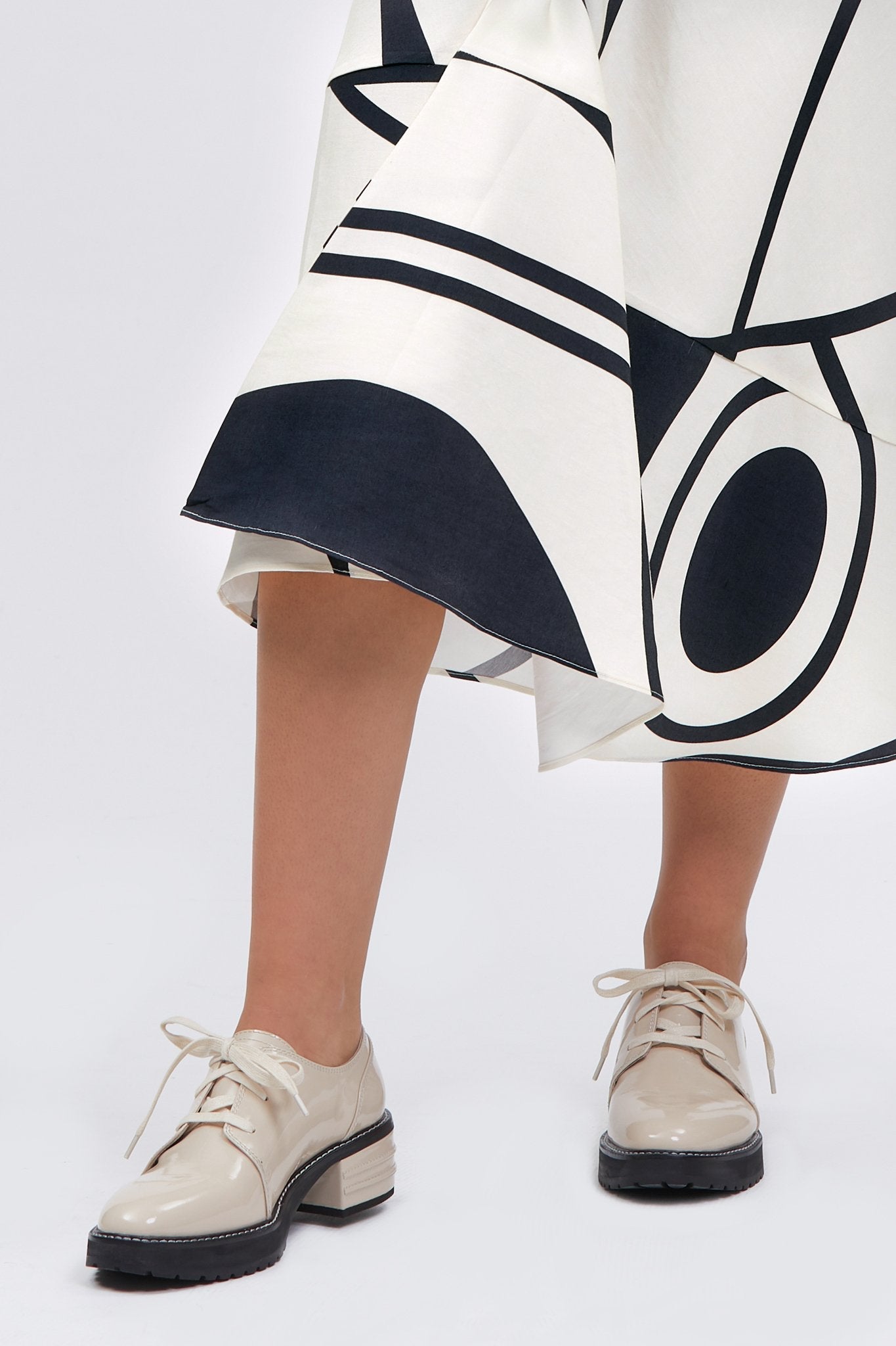 Viatjar Brogue Beige